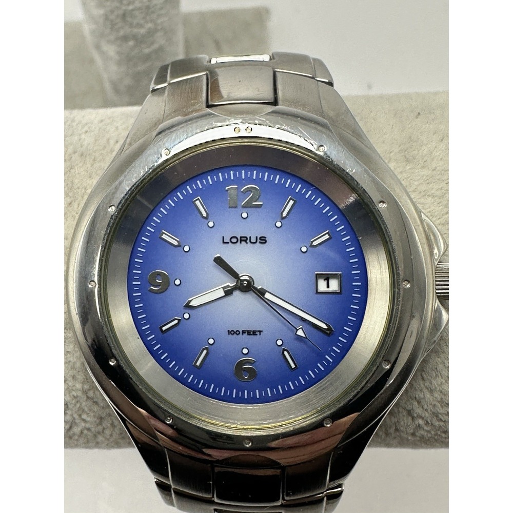 Lorus LR0942 New Battery Mens Watch Rare 42MM 6.5" Silver Tone M43